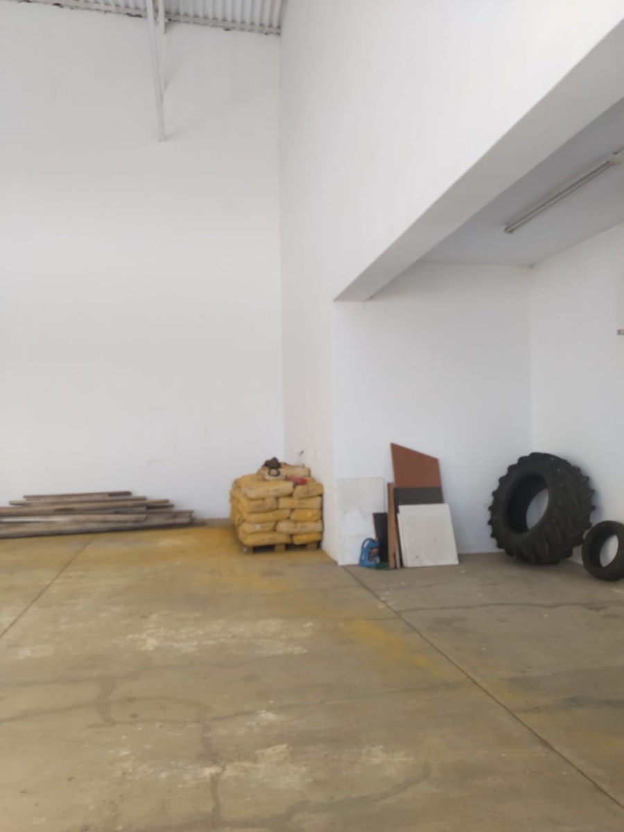  Bedroom Property for Sale in Ladybrand Free State